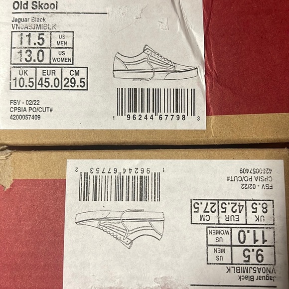 Vans Men’s Old Skool
Jaguar Black
VN0A5JMIBLK
sneakers - Picture 15 of 16